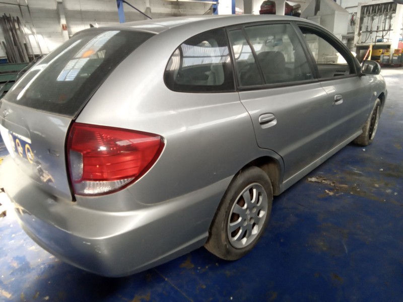 kia rio del año 2005 kia rio del año 2005