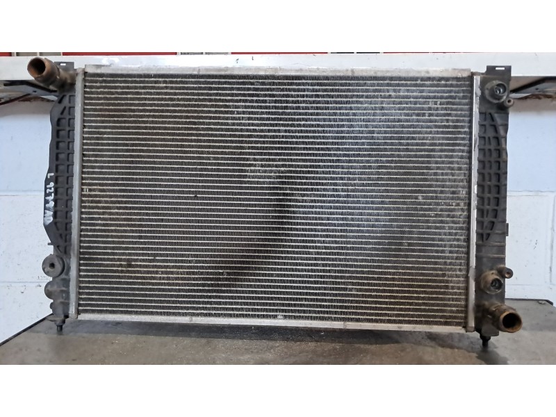 Recambio de radiador agua para audi a6 2.4 referencia OEM IAM   