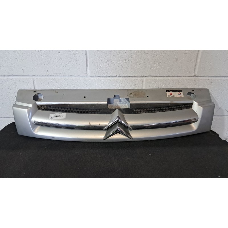 Recambio de rejilla delantera para citroen berlingo 1.9 diesel | 0.02 - ... 1.9 diesel | 0.02 - ... referencia OEM IAM   