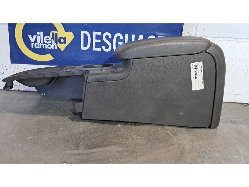Recambio de consola central para subaru impreza g12  | 0.07 - ...  | 0.07 - ... referencia OEM IAM   