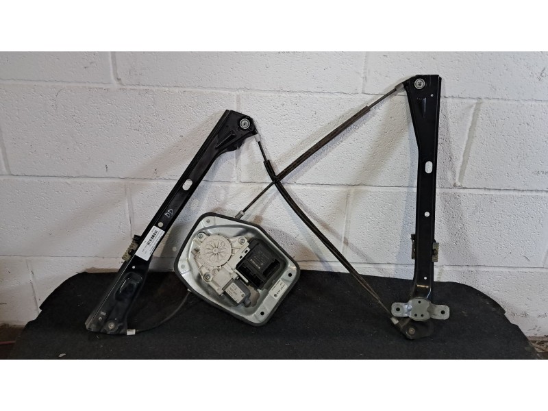 Recambio de elevalunas delantero derecho para volkswagen jetta (1k2)  | 0.05 - ...  | 0.05 - ... referencia OEM IAM   