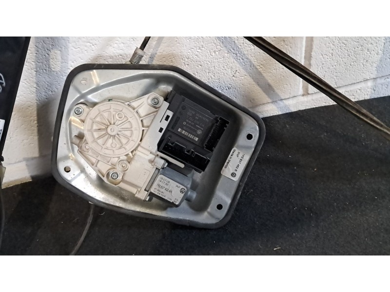 Recambio de elevalunas delantero derecho para volkswagen jetta (1k2)  | 0.05 - ...  | 0.05 - ... referencia OEM IAM   