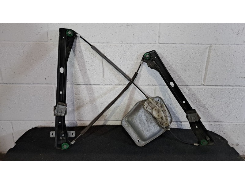 Recambio de elevalunas delantero derecho para volkswagen jetta (1k2)  | 0.05 - ...  | 0.05 - ... referencia OEM IAM   