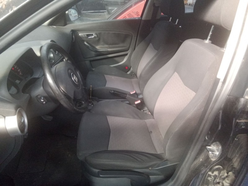 seat cordoba berlina (6l2) del año 2003