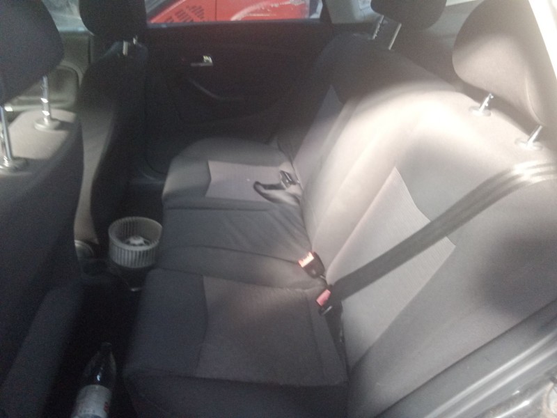 seat cordoba berlina (6l2) del año 2003