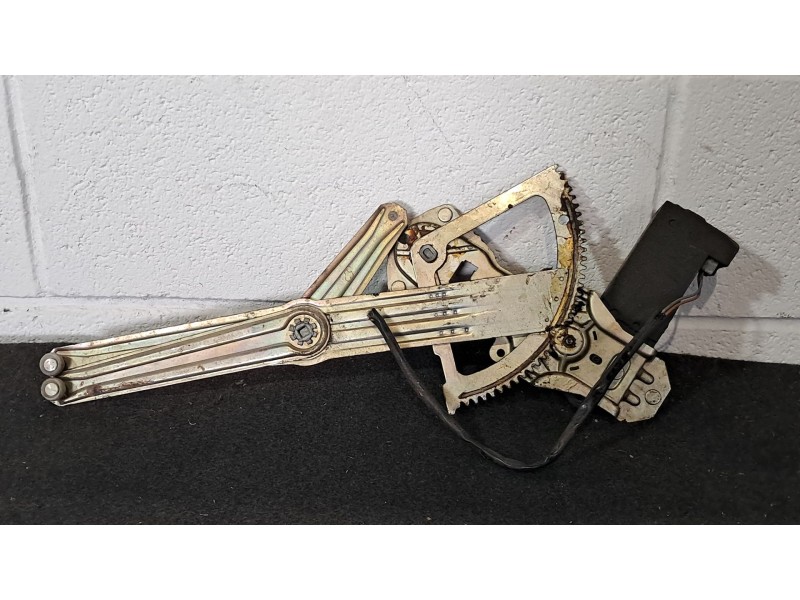 Recambio de elevalunas delantero derecho para peugeot 205 205 sr 1.3 referencia OEM IAM   