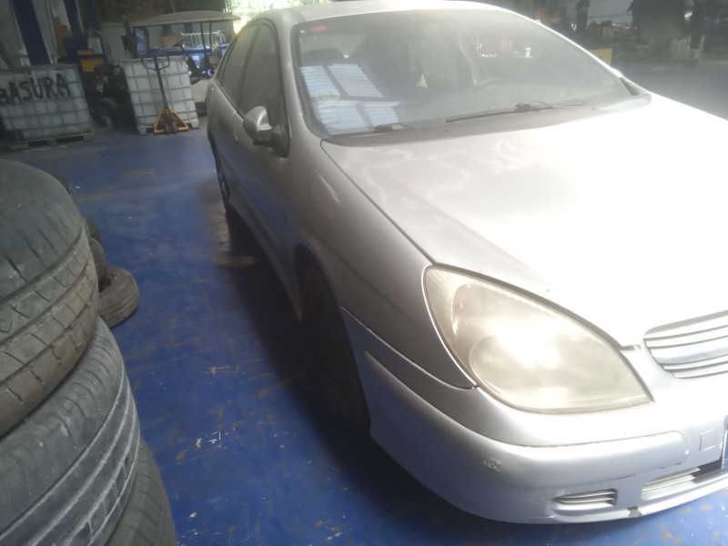 citroen c5 berlina del año 2001