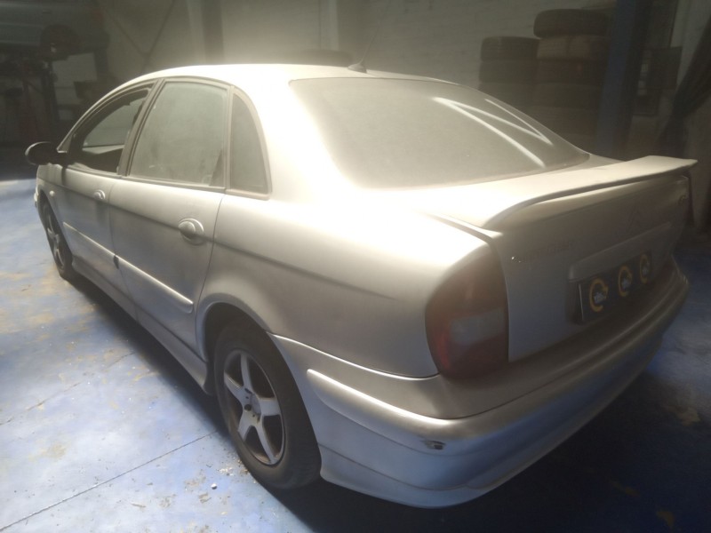 citroen c5 berlina del año 2001
