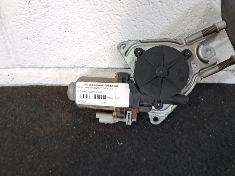 Recambio de elevalunas delantero derecho para citroen jumpy 2.0 hdi referencia OEM IAM 400672T1  