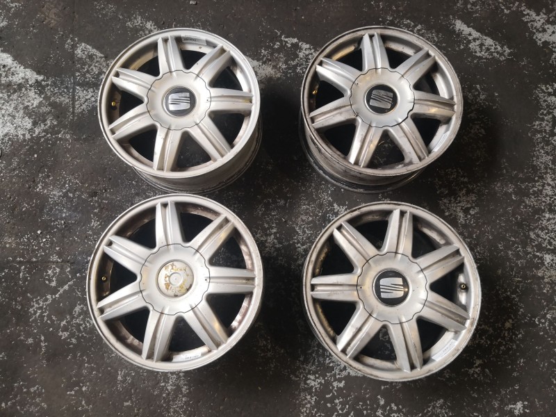 Recambio de juego de llantas para seat cordoba berlina (6l2) 1.9 tdi referencia OEM IAM   