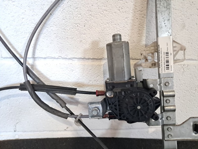 Recambio de elevalunas delantero derecho para citroen berlingo referencia OEM IAM   