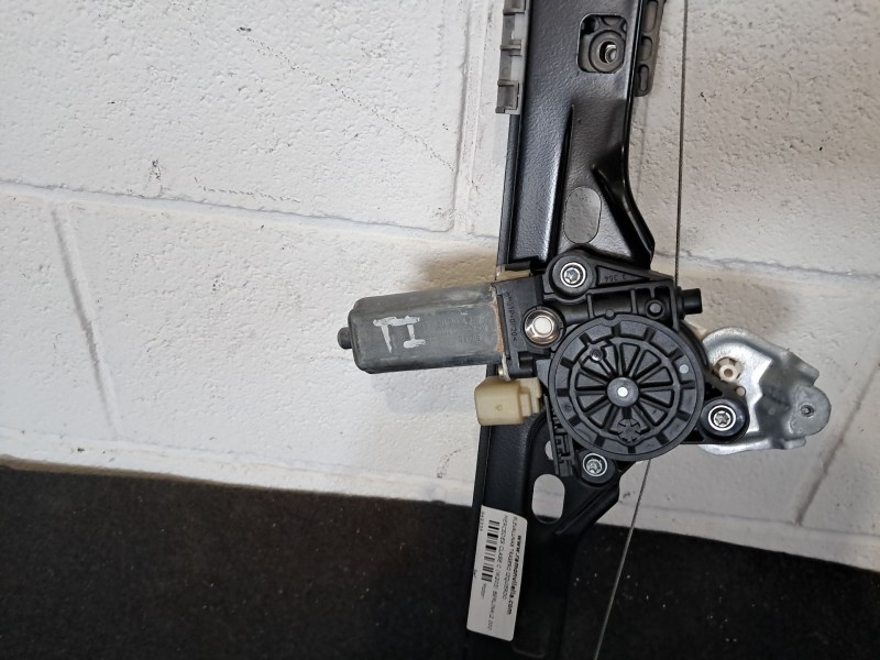 Recambio de elevalunas trasero izquierdo para mercedes clase c (w203) berlina referencia OEM IAM   