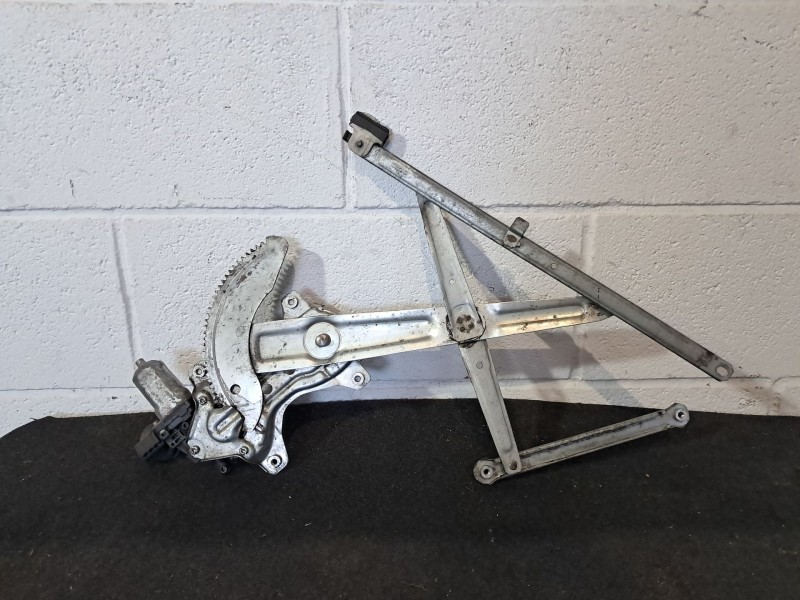 Recambio de elevalunas delantero izquierdo para daihatsu terios 1.5 sx 4wd referencia OEM IAM   