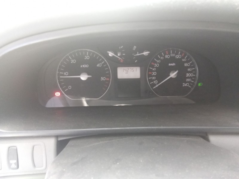 renault laguna ii (bg0) del año 2003