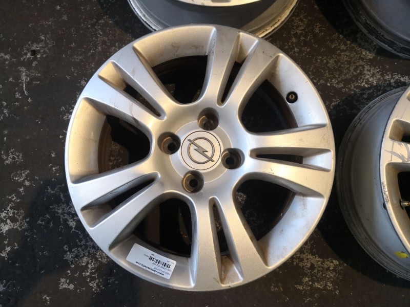Recambio de juego de llantas para opel corsa d cmon referencia OEM IAM   