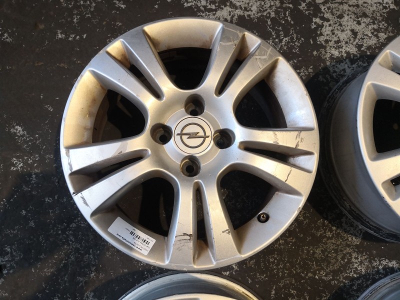 Recambio de juego de llantas para opel corsa d cmon referencia OEM IAM   