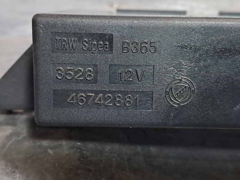 Recambio de modulo electronico para alfa romeo 147 (190) 1.6 16v cat referencia OEM IAM 46742881 B365 