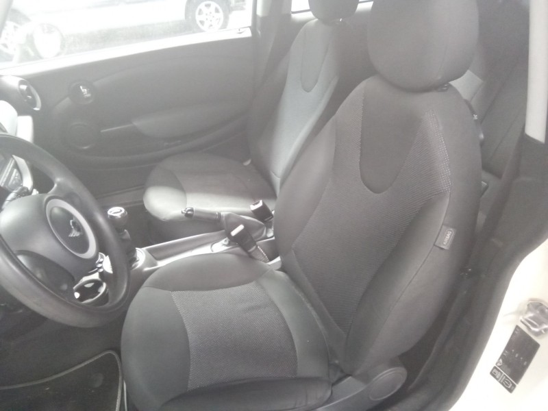 bmw mini (r56) del año 2008