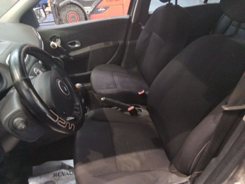 renault clio grandtour del año 2008 renault clio grandtour del año 2008