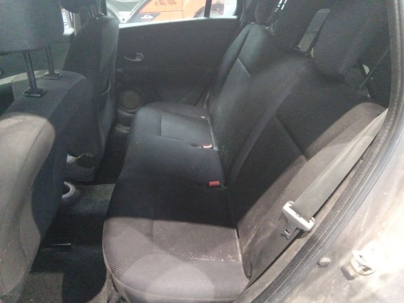 renault clio grandtour del año 2008 renault clio grandtour del año 2008