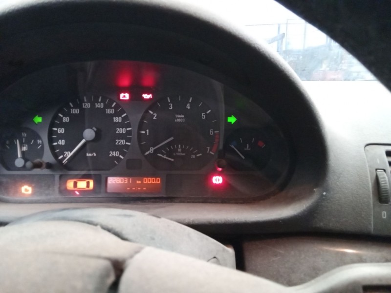 bmw serie 3 berlina (e46) del año 2000