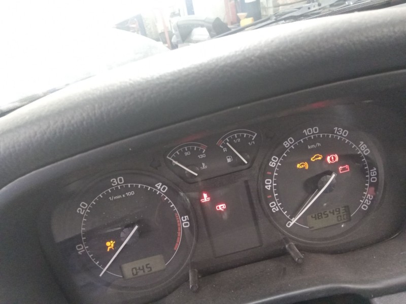 skoda octavia combi (1u5) del año 2002