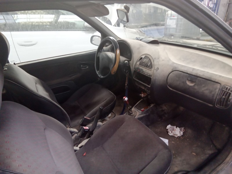 citroen saxo del año 2000