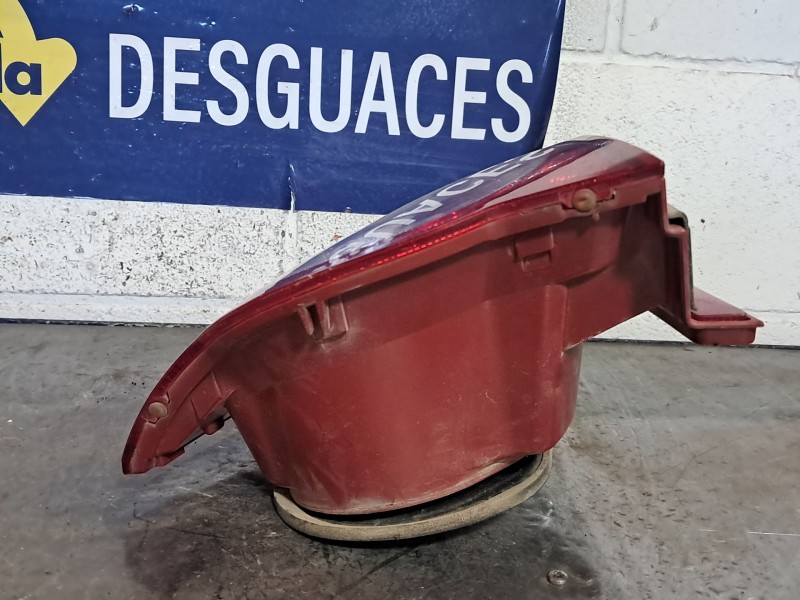 Recambio de piloto trasero izquierdo para volkswagen passat berlina (3c2) 2.0 tdi referencia OEM IAM   