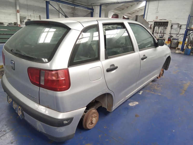 seat ibiza (6k1) del año 2001