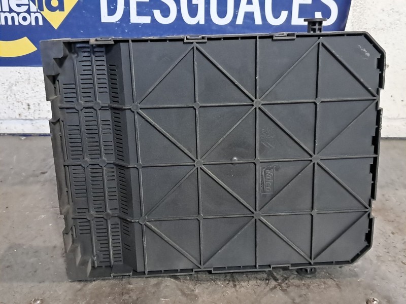 Recambio de centralita bsi para peugeot 207 1.4 hdi referencia OEM IAM BSI 2004P0600  