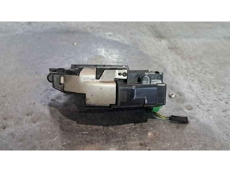 Recambio de cerradura maletero porton para peugeot 207 1.4 hdi referencia OEM IAM 9660403980  