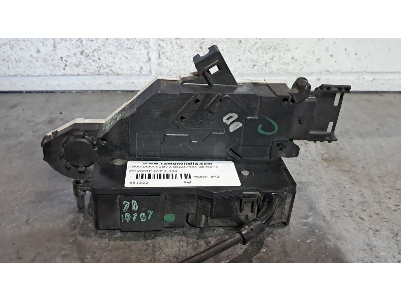 Recambio de cerradura puerta delantera derecha para peugeot 207 1.4 hdi referencia OEM IAM   