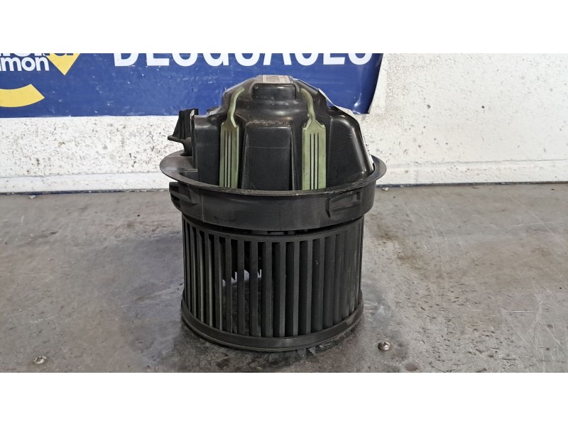 Recambio de motor calefaccion para peugeot 207 1.4 hdi referencia OEM IAM 102993X  