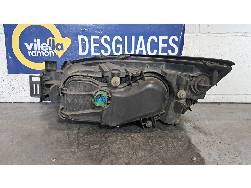 Recambio de faro derecho para ford mondeo turnier (ge)  | 0.00 - 0.07  | 0.00 - 0.07 referencia OEM IAM 0301174204  