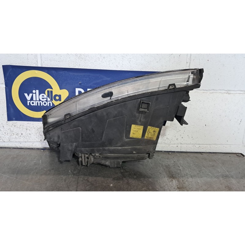Recambio de faro derecho para ford mondeo turnier (ge)  | 0.00 - 0.07  | 0.00 - 0.07 referencia OEM IAM 0301174204  