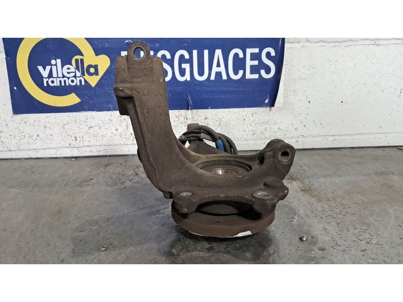 Recambio de mangueta delantera derecha para peugeot 207 1.4 hdi referencia OEM IAM   