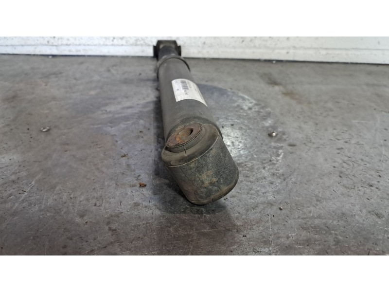 Recambio de amortiguador trasero para peugeot 207 1.4 hdi referencia OEM IAM   