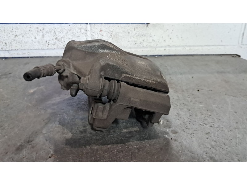 Recambio de pinza freno delantera derecha para peugeot 207 1.4 hdi referencia OEM IAM   