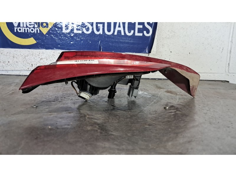 Recambio de piloto porton derecho para ford fiesta (ccn) black edition referencia OEM IAM 479R8JRWU H1BB13A602AG 