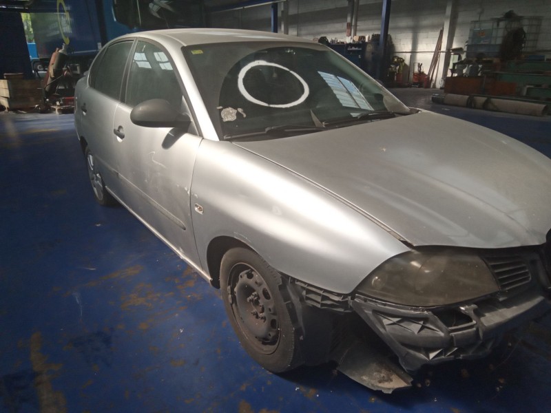 seat cordoba berlina (6l2) del año 2003