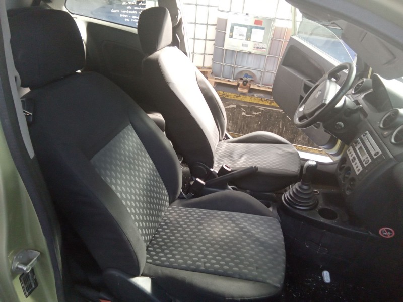 ford fiesta (cbk) del año 2005