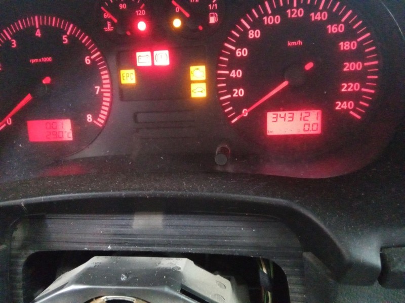 seat toledo (1m2) del año 2003