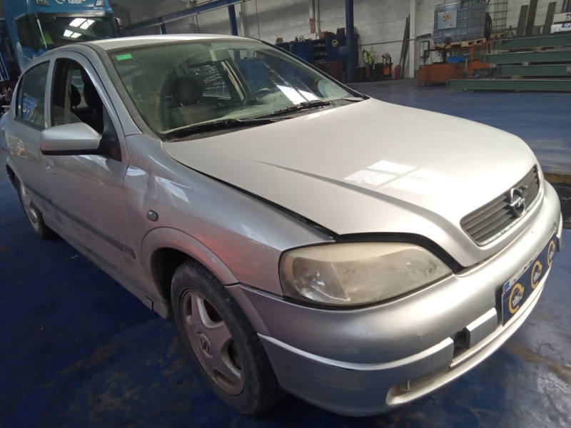 opel astra g berlina del año 1999