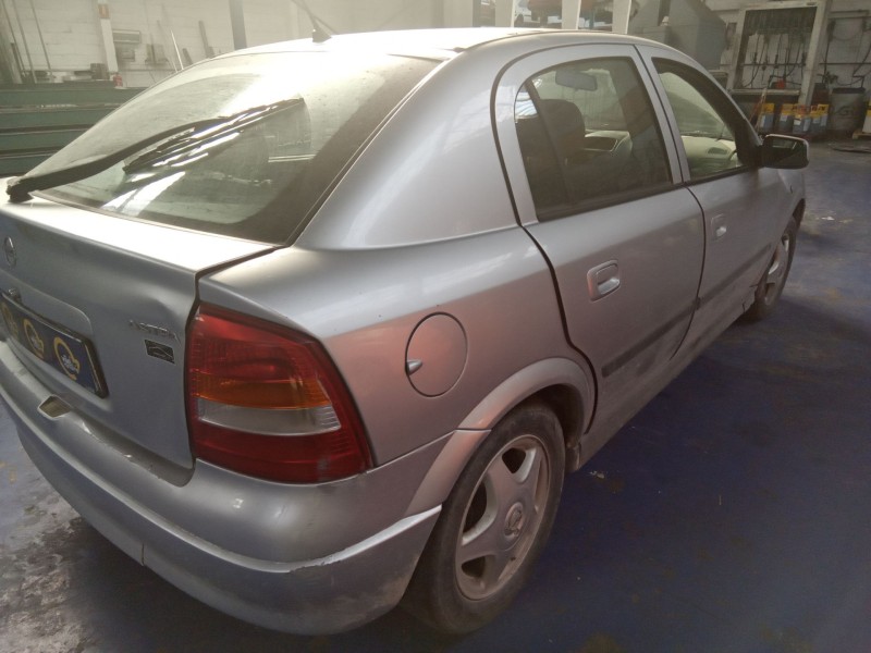 opel astra g berlina del año 1999