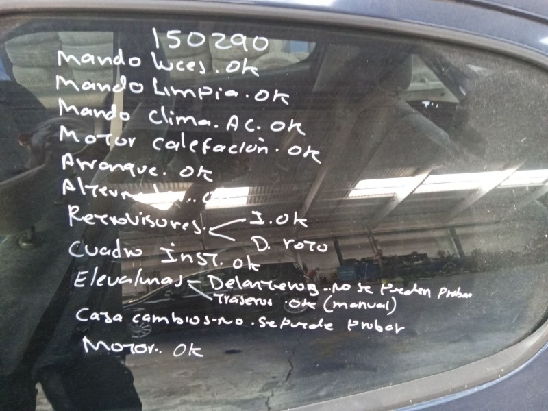 peugeot 206 berlina del año 2000