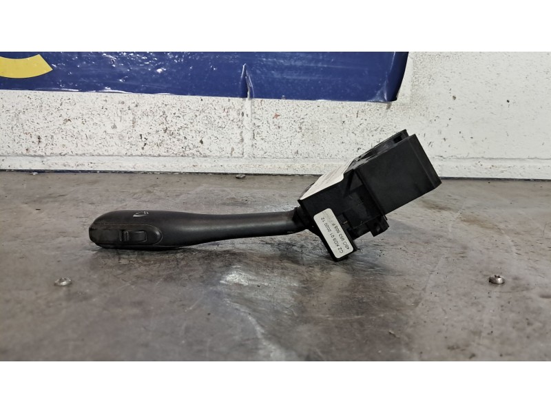 Recambio de mando limpia para volkswagen golf iv berlina (1j1) 1.6 referencia OEM IAM 4B0953503F  