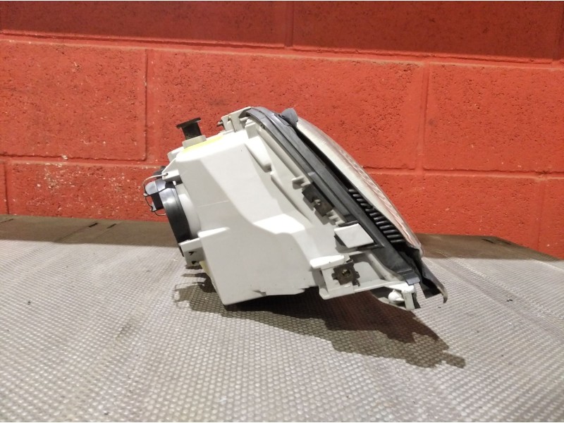 Recambio de faro izquierdo para mercedes clase c (w202) berlina 180 (202.018) referencia OEM IAM   