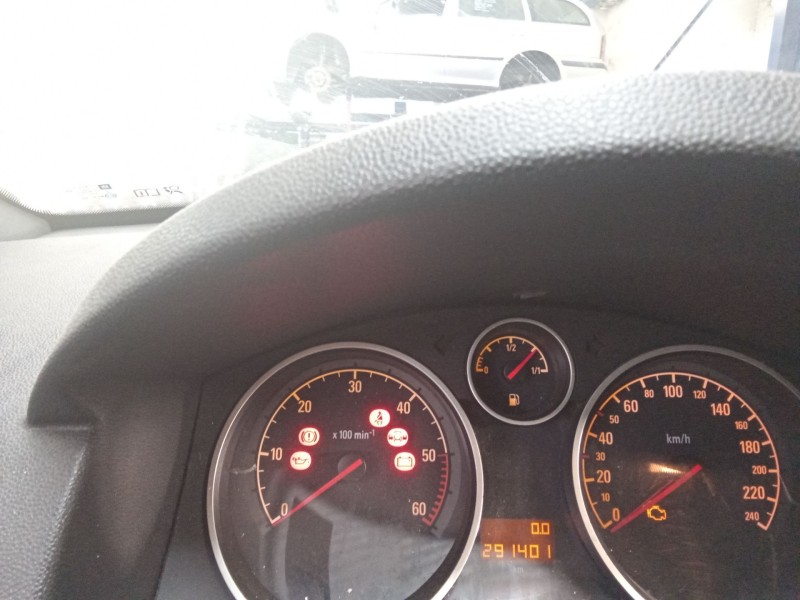 opel astra h berlina del año 2006