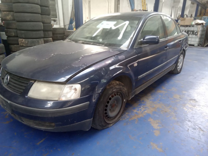 volkswagen passat berlina (3b2) del año 1999