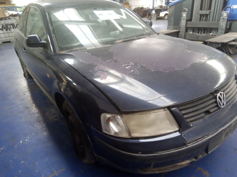 volkswagen passat berlina (3b2) del año 1999